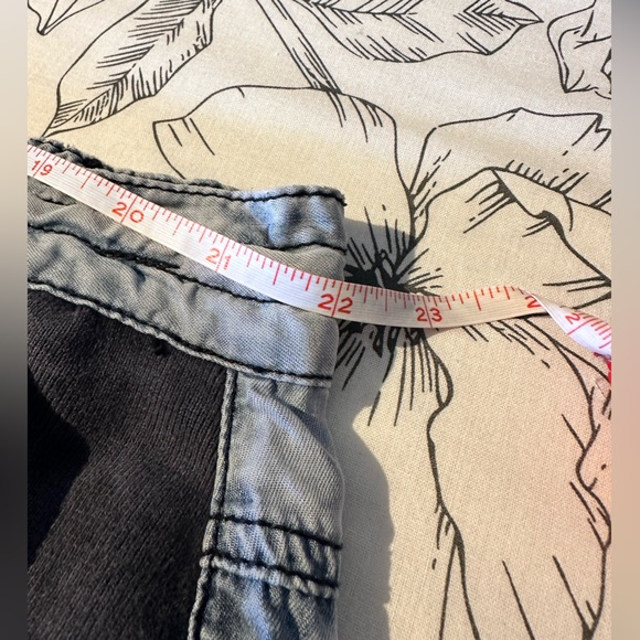 Funky almost vintage ‼️ unique jogger style  waist 22” - Picture 3 of 6